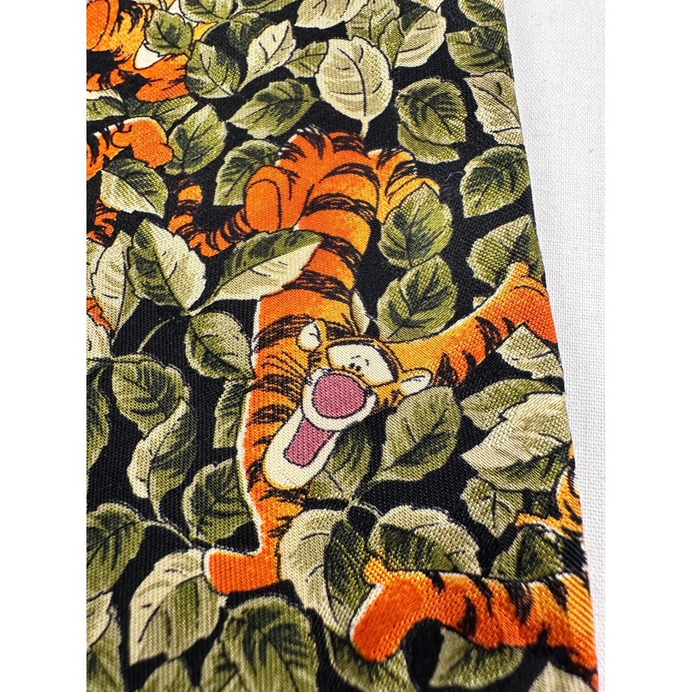 Disney Tigger 100% Silk Tie Walt Disney World Orange Green Leaf‎ Pattern - Picture 4 of 10